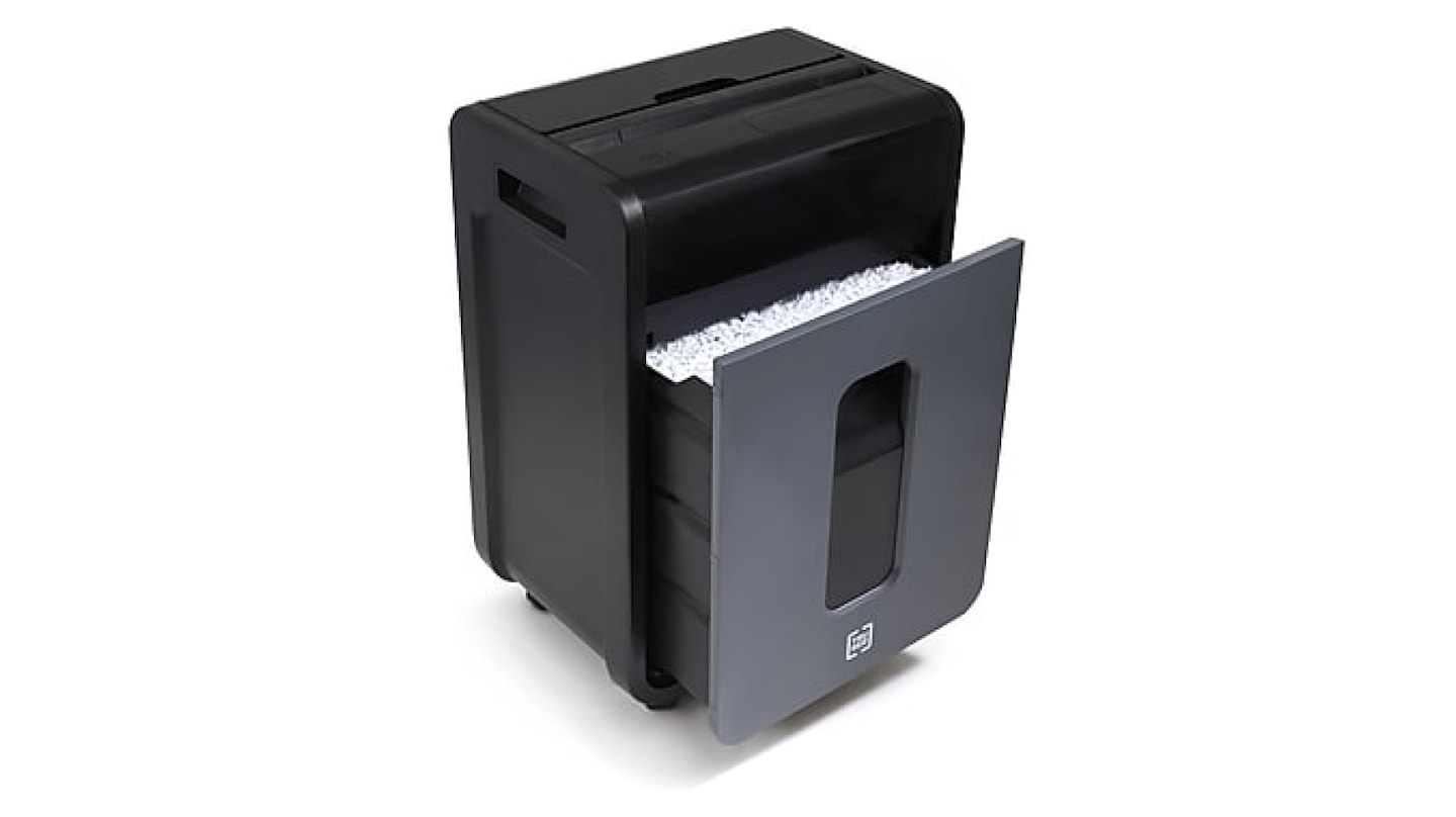 Sheet Capacity (how many can be shredded per pass)- The sheet capacity of a shredder speaks to how many sheets of paper can be shredded in a single pass. Higher sheet capacities often save you both time and money with frequent use.