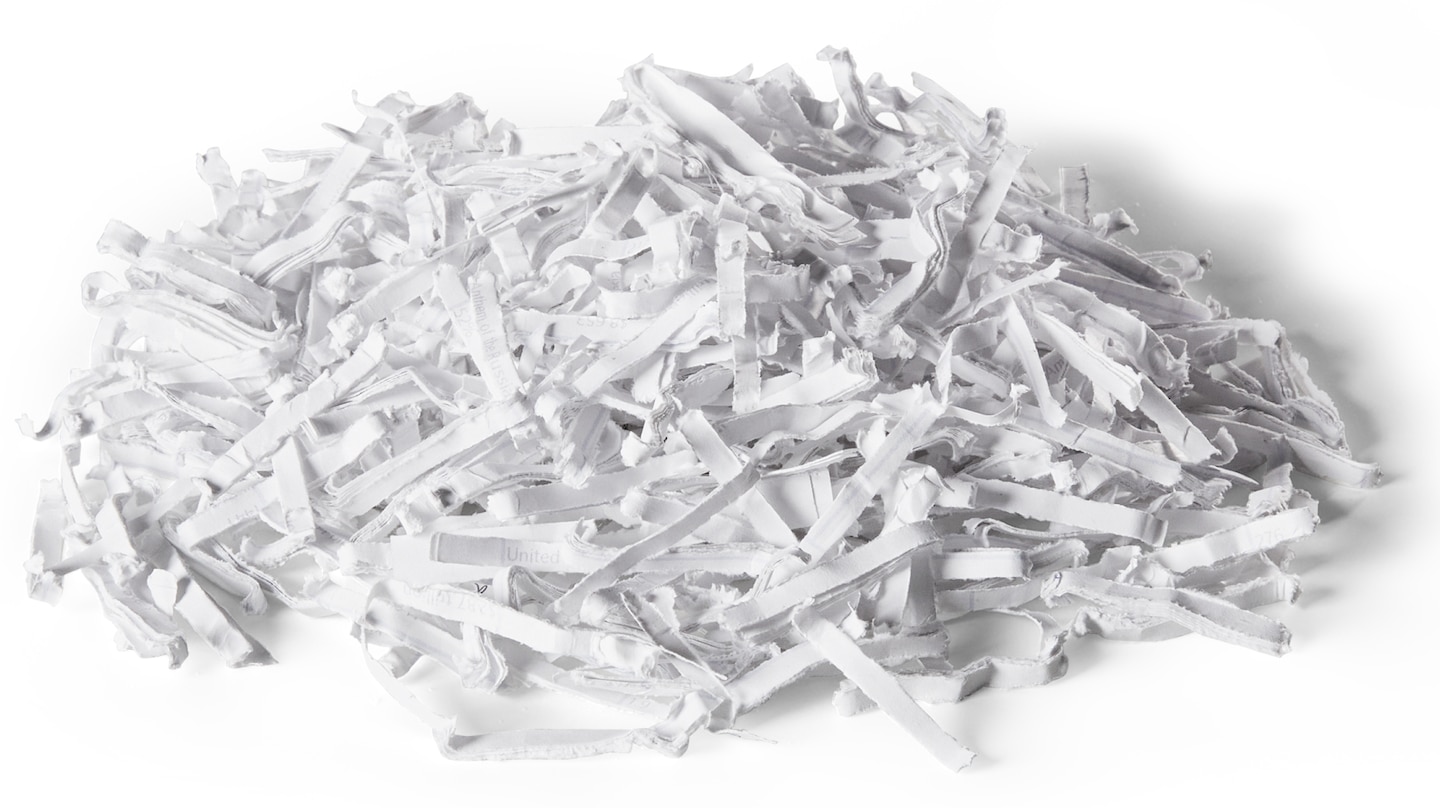 Cross-cut shredders offer a moderate level of security by cutting paper diagonally, resulting in approximately 400 diamond shaped pieces. These are often used to shred receipts, bank statements, and bills.